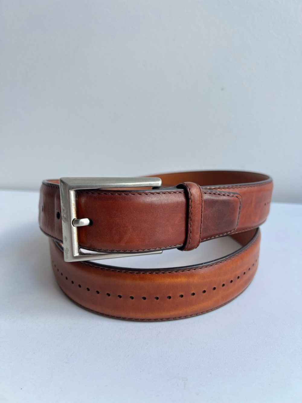 Magnanni Leather Belt Brown Burnished Made in Spain Size 42 Dress Casual